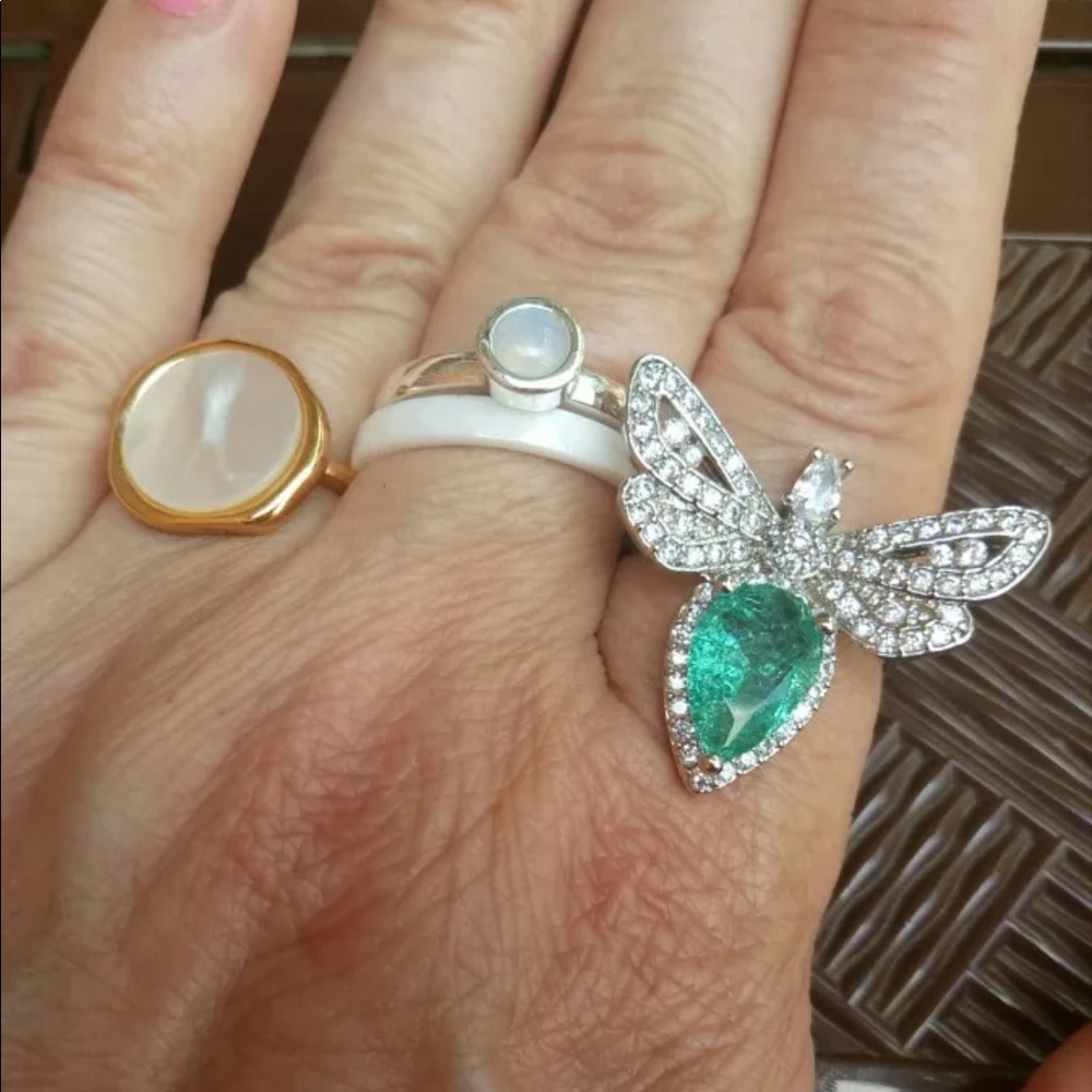 New Women’s Beautiful Party Diamond Ring - Picture 5 of 14